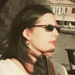 Retrato de Monica O.